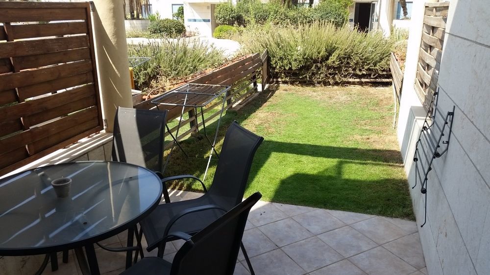 Michelle Suites Herzelia Pituach Exterior photo
